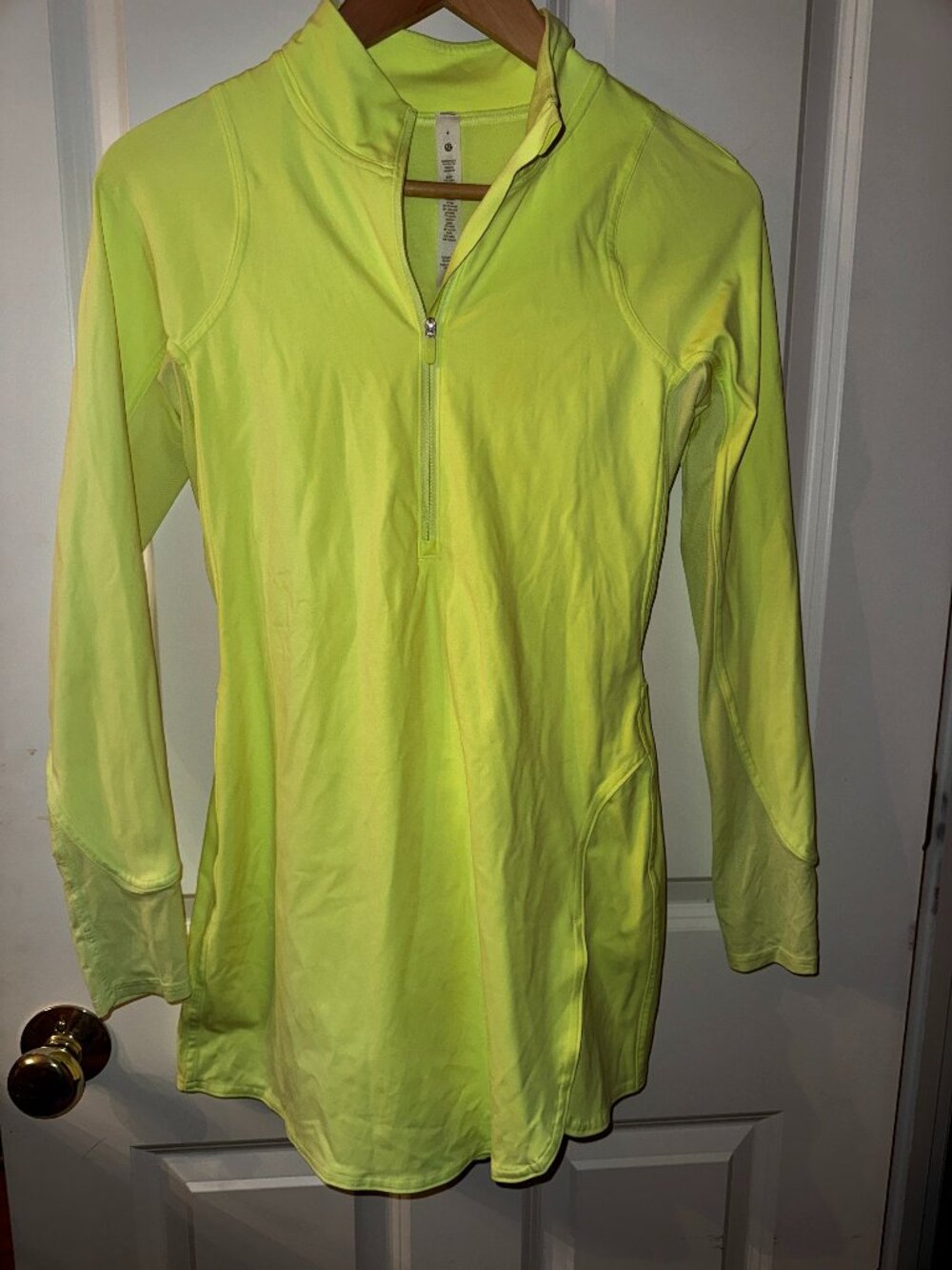 • Lululemon Faded Zap Nulux Long-Sleeve Tennis Dress Size 4